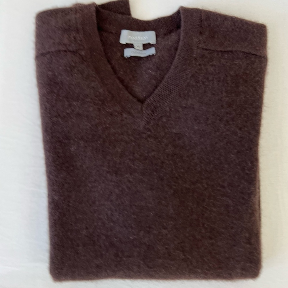 Madison Brown V-Neck Sweater Timeless Knit Design
